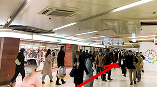 阪急梅田駅からのアクセス